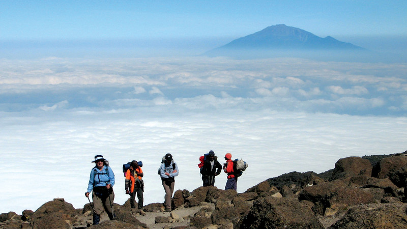 Climbing Mount Kilimanjaro,Best time to climb mt kilimanjaro,Things To Know Before Climbing kilimanjaro!,9 Facts about climb Mount Kilimanjaro in 2023